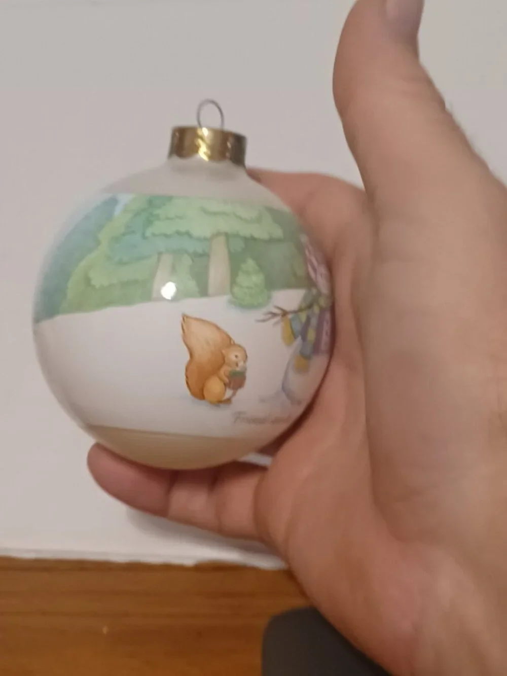 Hallmark Christmas Keepsake Ornament Dated 2001 "WINTER FRIENDS" Glass Ball - Picture 12 of 13